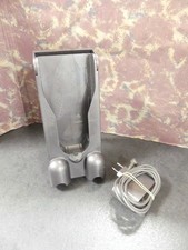 Chargeur et support mural pour